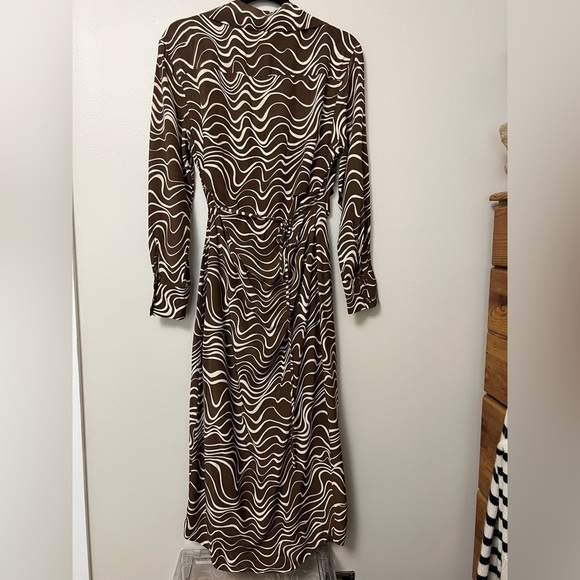&otherStories chocolate brown Abstract Print Long Sleeve Midi wrap Dress size 2 - Picture 6 of 12